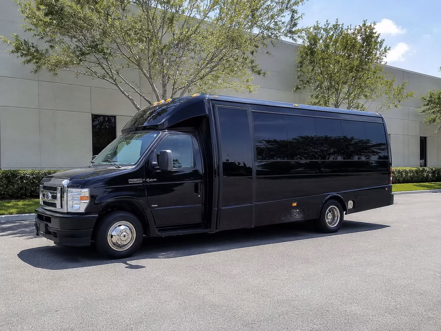 how starting location and deadhead miles affect charter bus rates in citrus heights